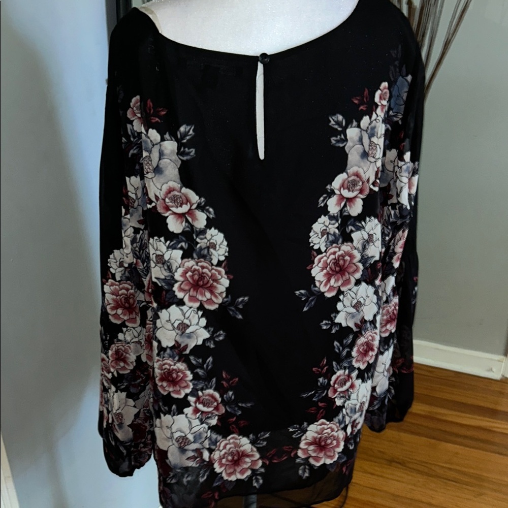 Zac & Rachel Black Floral Blouse - Picture 6 of 9
